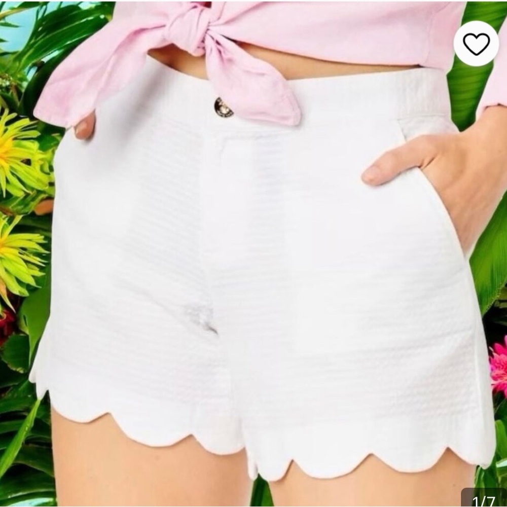 Lilly Pulitzer White Scallop-Hem High-Waist Shorts